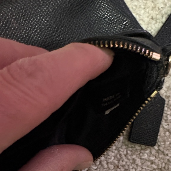 Nwot Coach Black pebbled leather  Textured Wristlet - Picture 12 of 14